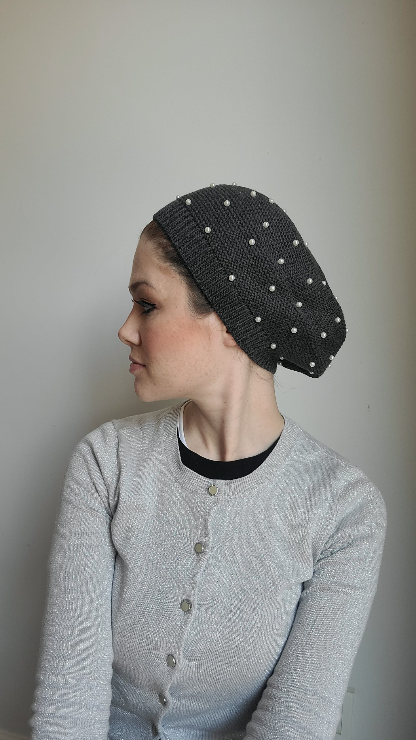 Large Size Cotton Beret with Pearls - Keter Hayofi Mitpachot