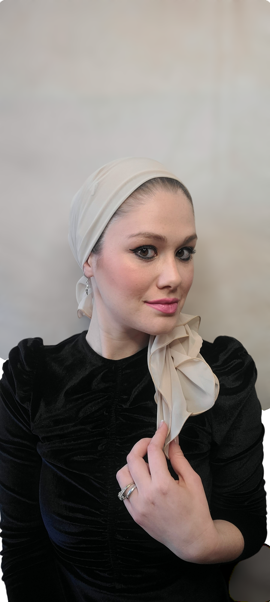 Solid Long Scarf with Scrunchie - Keter Hayofi Mitpachot